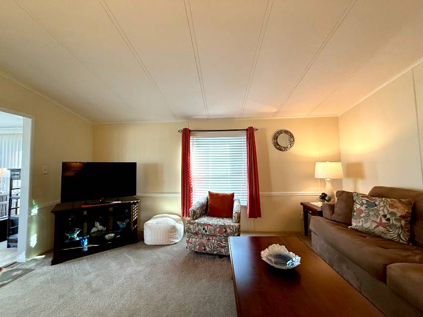 4211 Lake View Dr a Ellenton, FL Mobile or Manufactured Home for Sale